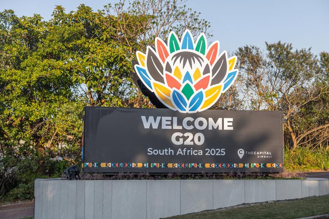 Diplomat highlights significance of Prime Minister South Africa visit - Ảnh 2.