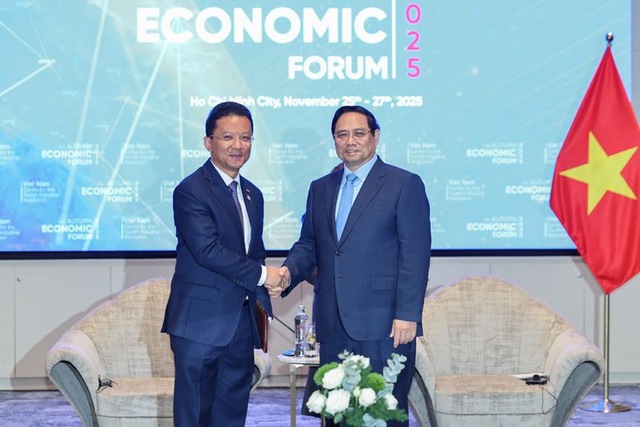 Prime Minister hosts foreign guests attending Autumn Economic Forum- Ảnh 3.
