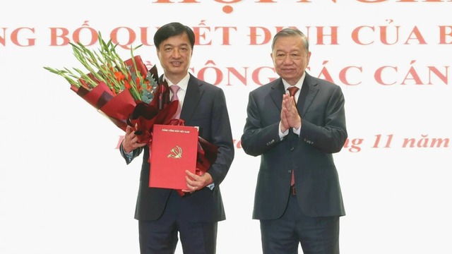 Nguyen Duy Ngoc becomes new Secretary of Ha Noi Party Committee- Ảnh 1. Nguyen Duy Ngoc becomes new Secretary of Ha Noi Party Committee- Ảnh 1.