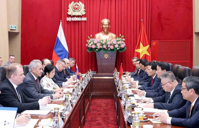 Prime Minister receives Secretary of the Russian Security Council- Ảnh 2.