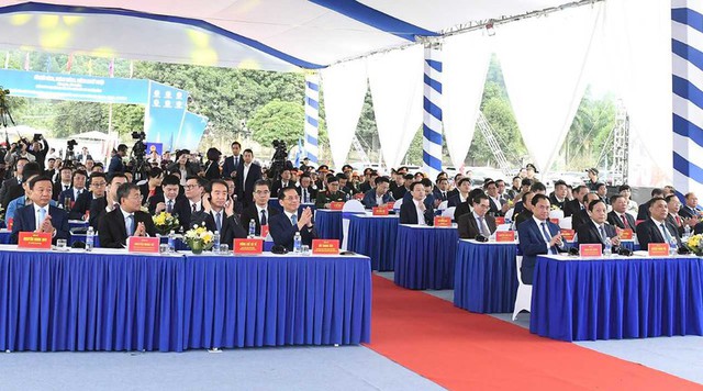 Top Vietnamese leaders chair inauguration and groundbreaking ceremonies for key projects- Ảnh 7.