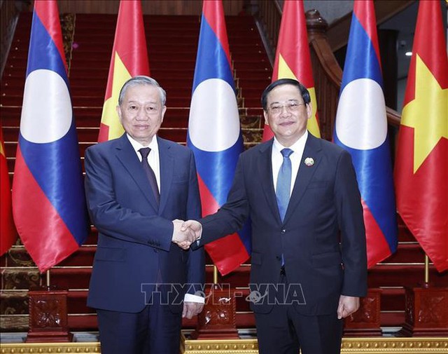 Viet Nam, Laos target US$10 bln in bilateral trade - Ảnh 1.