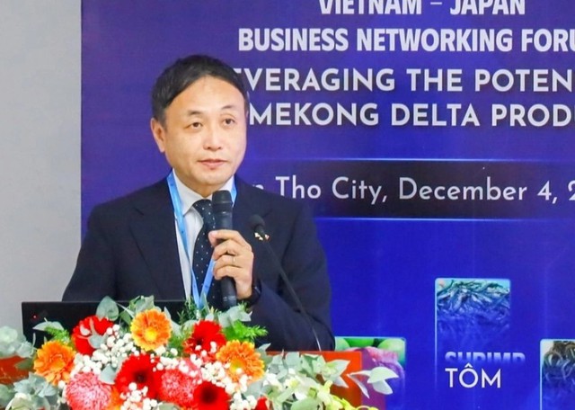 Viet Nam should accelerate administrative reform to further lure Japan's investment: JETRO- Ảnh 1.