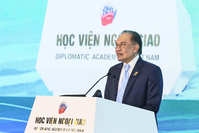 Prime Minister Pham Minh Chinh stresses strategic autonomy at 2nd ASEAN Future Forum- Ảnh 3.