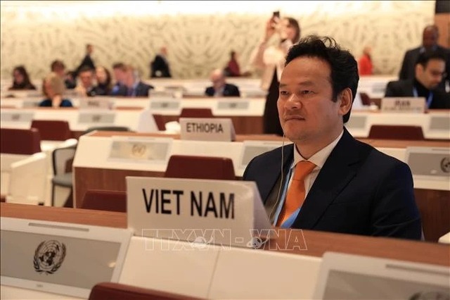 Viet Nam backs disarmament, non-proliferation of nuclear weapons - Ảnh 1.