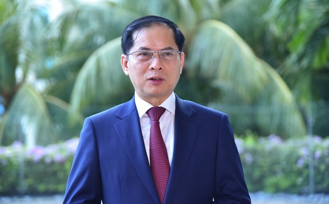 Deputy PM, FM highlights significance of Party chief’s tour to Indonesia, Singapore and ASEAN Secretariat- Ảnh 1.