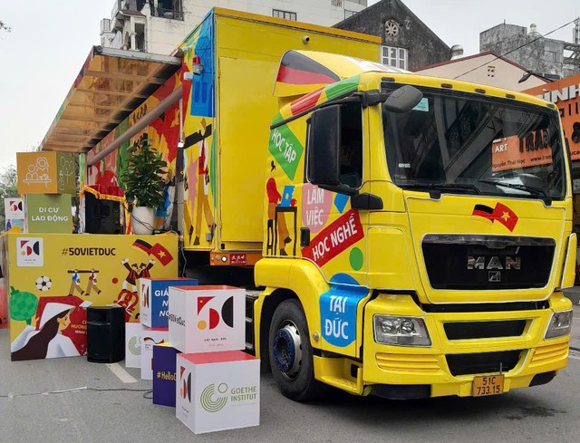 German Career Truck Project launched- Ảnh 4. German Career Truck Project launched- Ảnh 4.