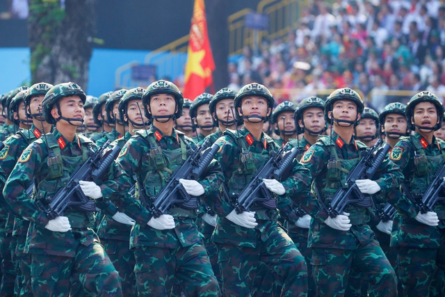 Viet Nam holds grand ceremony to mark April 30 Victory- Ảnh 10. Viet Nam holds grand ceremony to mark April 30 Victory- Ảnh 10.