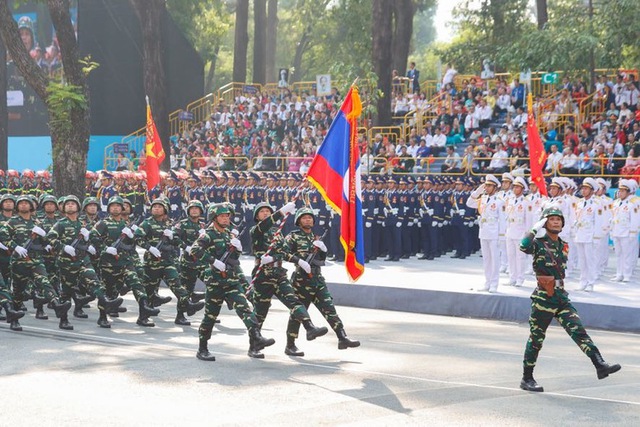 Viet Nam holds grand ceremony to mark April 30 Victory- Ảnh 21. Viet Nam holds grand ceremony to mark April 30 Victory- Ảnh 21.