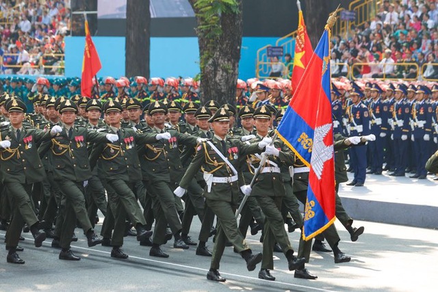 Viet Nam holds grand ceremony to mark April 30 Victory- Ảnh 22. Viet Nam holds grand ceremony to mark April 30 Victory- Ảnh 22.