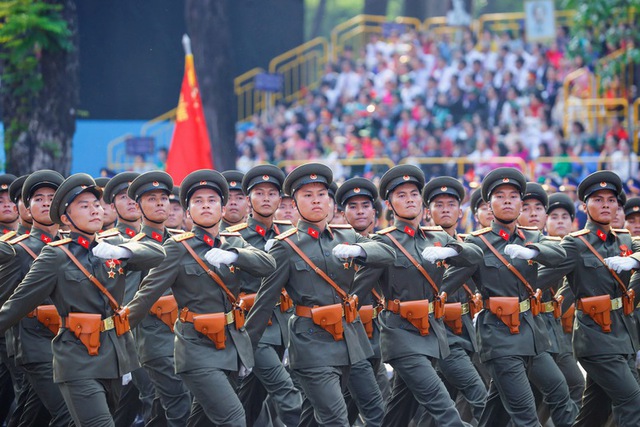 Viet Nam holds grand ceremony to mark April 30 Victory- Ảnh 39. Viet Nam holds grand ceremony to mark April 30 Victory- Ảnh 39.