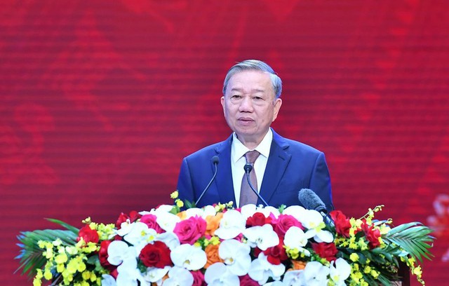 Party leader stresses major orientations for legislation formulation and enforcement- Ảnh 1. Party leader stresses major orientations for legislation formulation and enforcement- Ảnh 1.