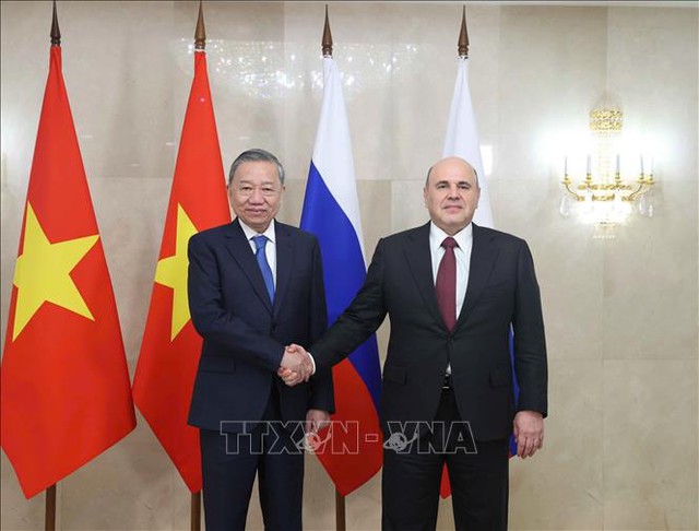 Viet Nam remains a top priority partner of Russia in Asia-Pacific: Prime Minister Mishustin- Ảnh 1. Viet Nam remains a top priority partner of Russia in Asia-Pacific: Prime Minister Mishustin- Ảnh 1.