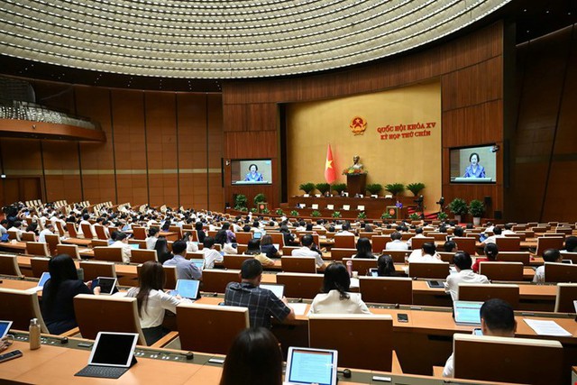 Legislators approve Resolution on reorganization of localities- Ảnh 1. Legislators approve Resolution on reorganization of localities- Ảnh 1.