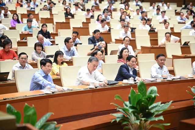 Historic milestone in Viet Nam's local governance- Ảnh 1. Historic milestone in Viet Nam's local governance- Ảnh 1.