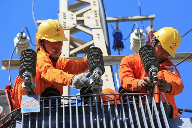 Gov’t chief demands sufficient power supply under any circumstances- Ảnh 1. Gov’t chief demands sufficient power supply under any circumstances- Ảnh 1.