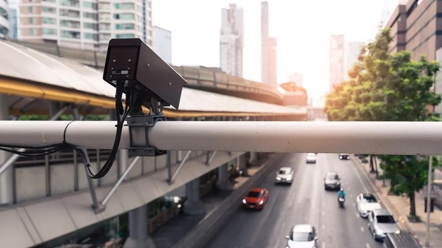 Ha Noi to install 261 AI surveillance cameras by December 18- Ảnh 1. Ha Noi to install 261 AI surveillance cameras by December 18- Ảnh 1.