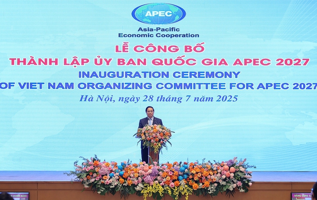 Viet Nam commits to successfully hosting APEC Year 2027 in all aspects: Prime Minister- Ảnh 1. Viet Nam commits to successfully hosting APEC Year 2027 in all aspects: Prime Minister- Ảnh 1.