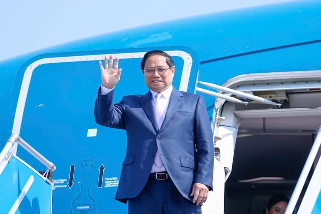 Prime Minister Pham Minh Chinh leaves for BRICS Summit in Brazil- Ảnh 1. Prime Minister Pham Minh Chinh leaves for BRICS Summit in Brazil- Ảnh 1.