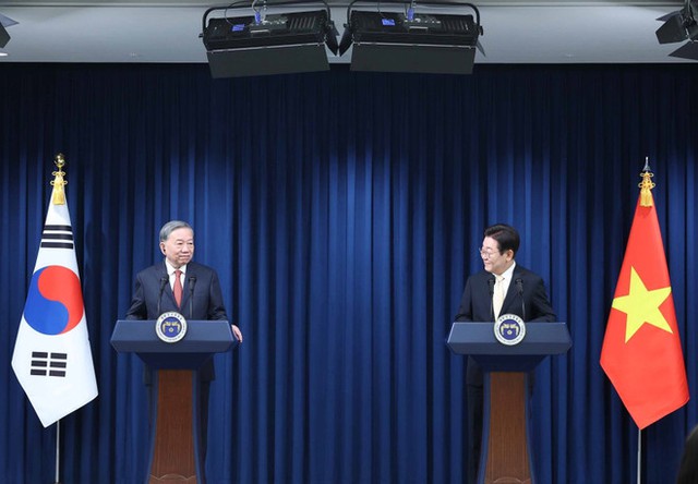 Viet Nam, South Korea issue Joint Statement on deepening Comprehensive Strategic Partnership- Ảnh 1.