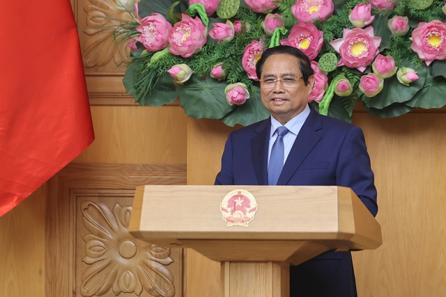 Prime Minister seeks Japanese businesses' support for Viet Nam in financial matters - Ảnh 1.