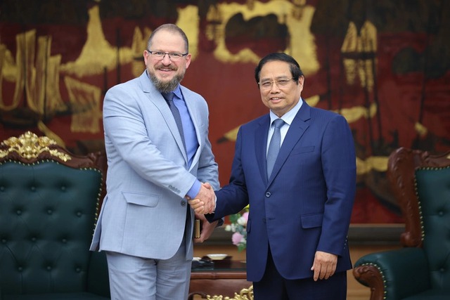 Viet Nam set to become regional AI research hub, says Qualcomm CEO- Ảnh 1. Viet Nam set to become regional AI research hub, says Qualcomm CEO- Ảnh 1.