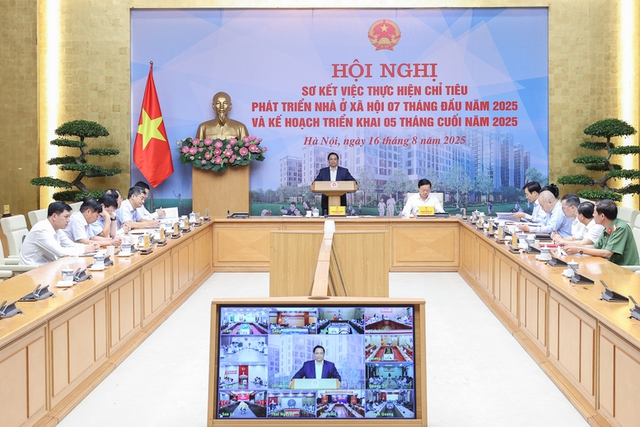 Viet Nam to build 100,000 social houses by year-end: Prime Minister - Ảnh 1.