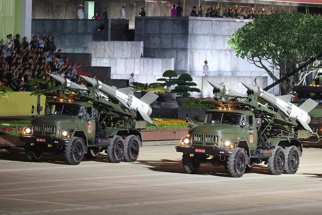 First joint rehearsal for National Day parade - Ảnh 7. First joint rehearsal for National Day parade - Ảnh 7.