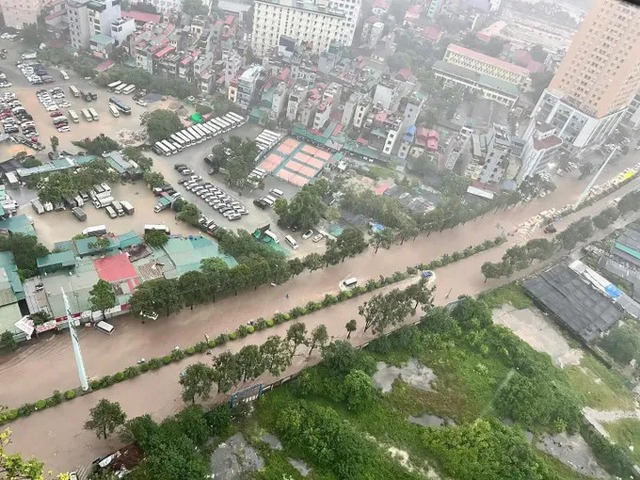 Typhoon Kajiki claims three lives in Viet Nam - Ảnh 1. Typhoon Kajiki claims three lives in Viet Nam - Ảnh 1.