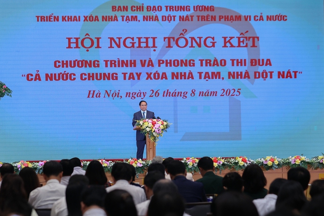 Eradication of dilapidated houses is remarkable achievement in sustainable poverty reduction: Prime Minister - Ảnh 1.