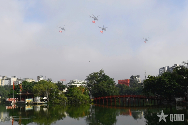 Viet Nam holds grand ceremony to mark 80th National Day- Ảnh 14. Viet Nam holds grand ceremony to mark 80th National Day- Ảnh 14.