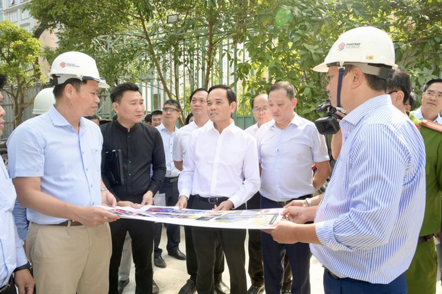 Intellect, unity, innovation-foundation for Ho Chi Minh City’s new development stage- Ảnh 2.