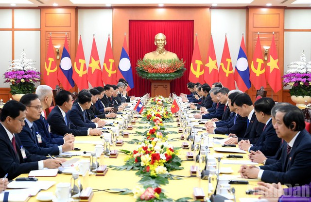 General Secretary To Lam holds talks with top Lao leader- Ảnh 5.
