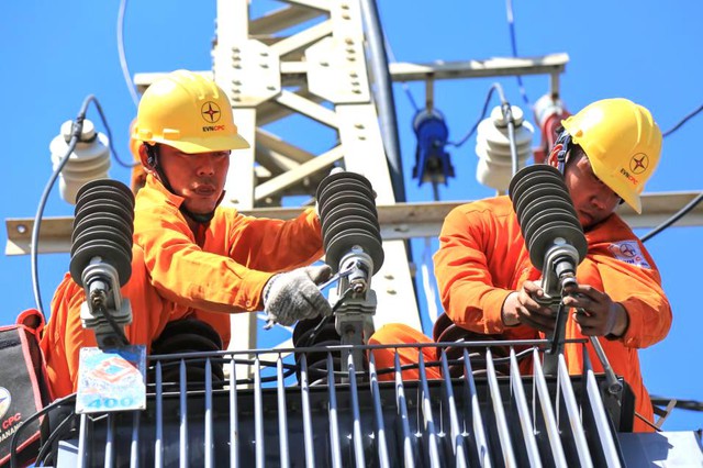 Retail power price dips 2% from November - Ảnh 1.