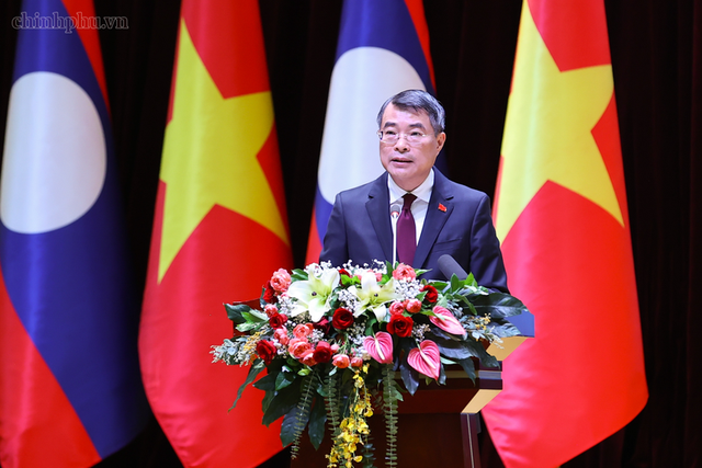 Viet Nam, Laos target US$10 bln in bilateral trade by 2030 - Ảnh 1.