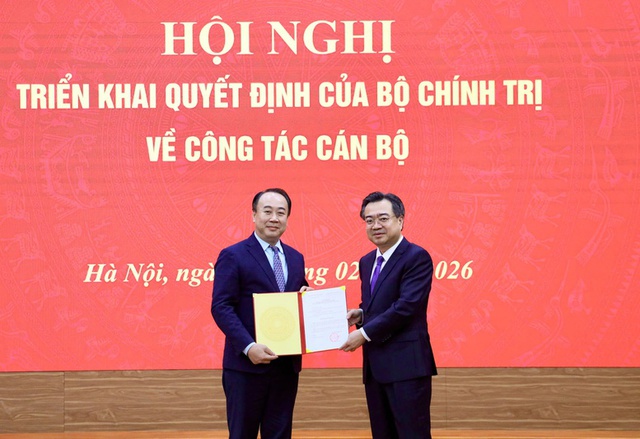 Two new Vice Chairmen of Central Policy and Strategy Commission announced- Ảnh 2.