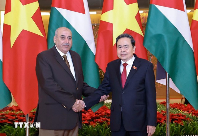 Top Vietnamese, Jordanian legislators hold talks in Ha Noi - Ảnh 1.