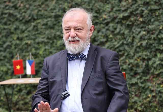 Viet Nam to sucessfully pursue development-oriented policies under leadership of top leader To Lam: Czech Ambassador- Ảnh 1. Viet Nam to sucessfully pursue development-oriented policies under leadership of top leader To Lam: Czech Ambassador- Ảnh 1.