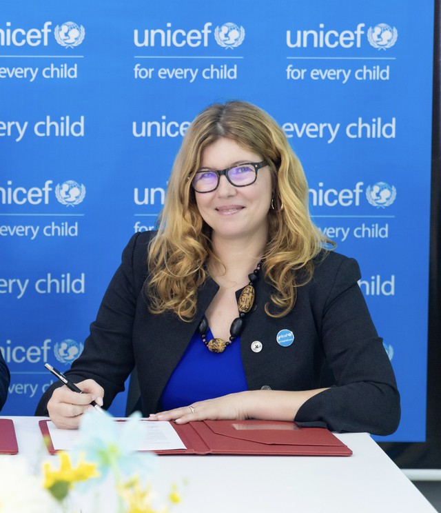 Comprehensive, balanced, child rights-based approach needed to protect children online: UNICEF Representative- Ảnh 1.