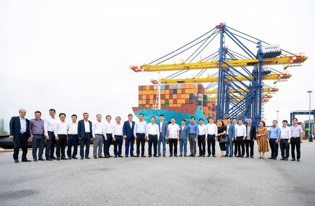 Da Nang Party Secretary verifies Hateco's investment capabilities for "mega-project" of Lien Chieu Container Port- Ảnh 2. Da Nang Party Secretary verifies Hateco's investment capabilities for "mega-project" of Lien Chieu Container Port- Ảnh 2.