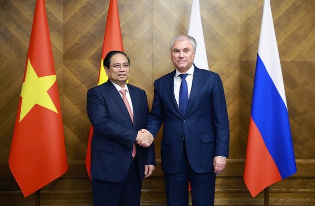 Prime Minister meets with Chairman of Russian State Duma Vyacheslav Volodin- Ảnh 1.