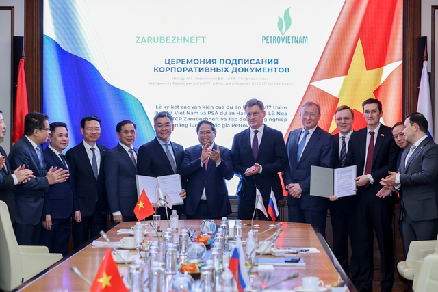 Prime Minister Pham Minh Chinh urges Zarubezhneft to boost energy cooperation with Viet Nam- Ảnh 2. Prime Minister Pham Minh Chinh urges Zarubezhneft to boost energy cooperation with Viet Nam- Ảnh 2.