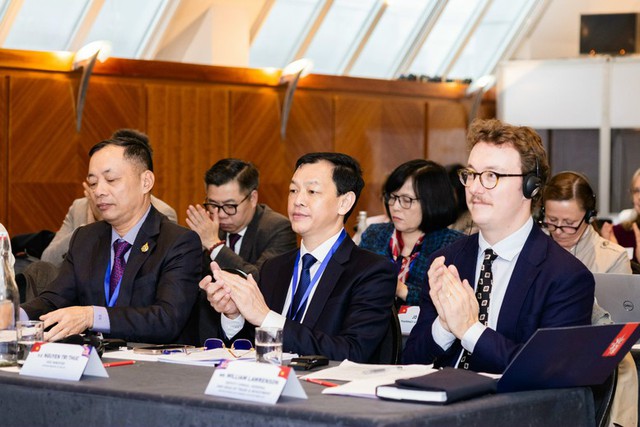 Viet Nam, UK enhance cooperation in preventive healthcare for ageing populations- Ảnh 3.