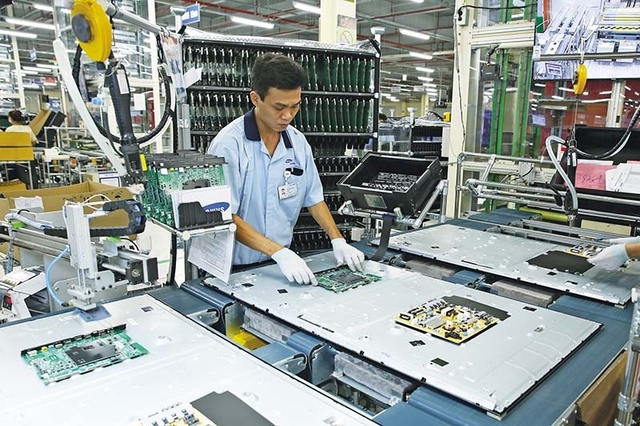 Viet Nam strengthens global position in electronics, semiconductors- Ảnh 1. Viet Nam strengthens global position in electronics, semiconductors- Ảnh 1.