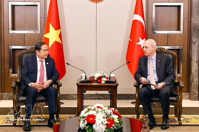 NA Chairman meets top foreign legislators on sidelines of 152nd IPU Assembly - Ảnh 3.