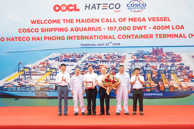 Hateco terminal welcomes mega-vessel cosco shipping aquarius - historic milestone for Hai Phong Port- Ảnh 4.