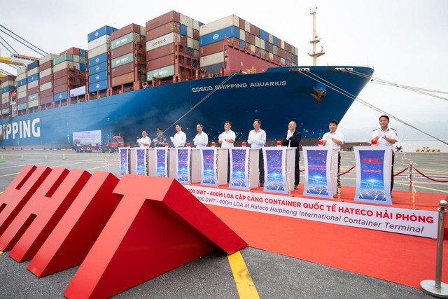 Hateco terminal welcomes mega-vessel cosco shipping aquarius - historic milestone for Hai Phong Port- Ảnh 2.