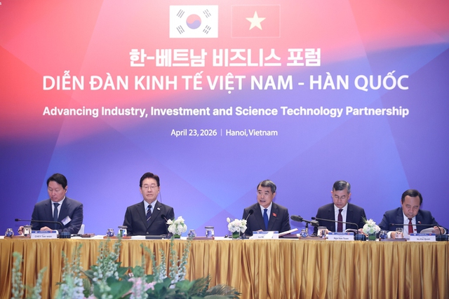 Viet Nam, South Korea sign 73 business cooperation agreements - Ảnh 1.