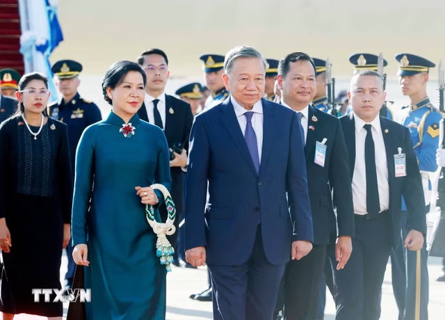 General Secretary, President To Lam begins three-day State visit to Thailand- Ảnh 1. General Secretary, President To Lam begins three-day State visit to Thailand- Ảnh 1.