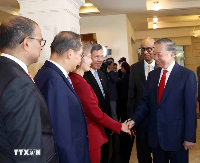 Official welcome ceremony for Vietnamese Party and State leader- Ảnh 3.